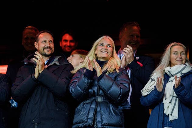 Bilder des Jahres 2021, Sport 10 Oktober Sport Themen der Woche KW41 Sport Bilder des Tages 211011 Crown Prince Haakon and Crown Princess Mette-Marit of Norway in the stands during the FIFA World Cup, WM, Weltmeisterschaft, Fussball Qualifier football match between Norway and Montenegro on October 11, 2021 in Oslo. Photo: Vegard Wivestad Grott BILDBYRAN kod VG VG0183 bbeng fotball soccer football fotboll fifa world cup qualifiers vm-kvalifisering vm kvalik landskamp montenegro norge norway Copyright: VEGARDxWIVESTADxGRoTT BB211011VG053