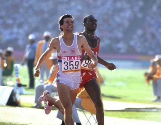 Olympische Spiele 1984 in Los Angeles. 800m: Sebastian Coe (GBR Silber) vor Earl Jones (USA Bronze). 05.08.1984.