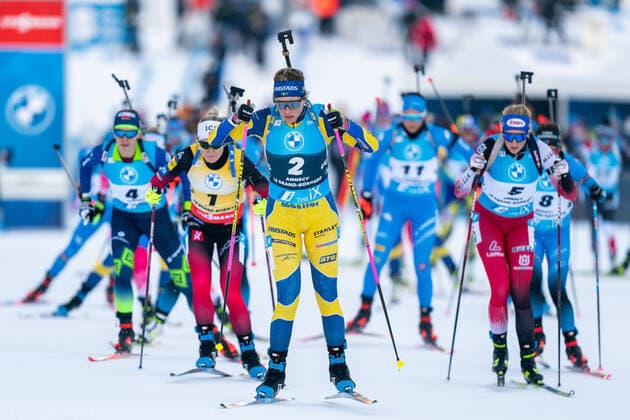 Bilder des Jahres 2021, Sport 12 Dezember Sport Themen der Woche KW50 211219 In this handout photo from the International Biathlon Union Elvira Oeberg (SWE), competes in IBU World Cup on December, 19 in Annecy. Photo: Thibaut IBU Handout BILDBYRAN skidskytte biathlon skiskyting skidskytt världscupen sverige Copyright: Thibaut IBU BB211219BB860