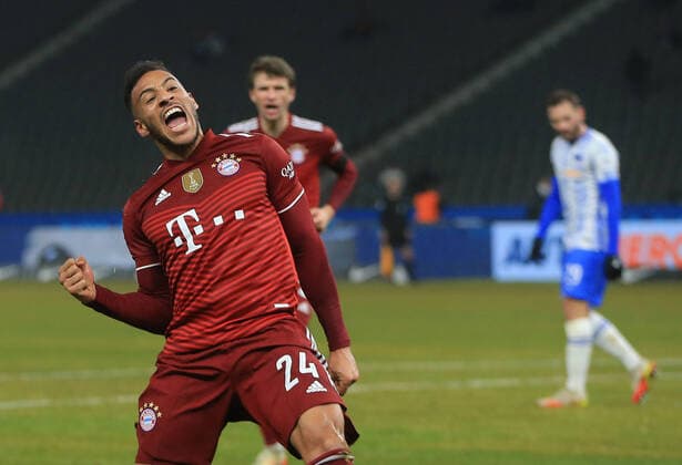Bilder des Jahres 2022, Sport 01 Januar Sport Themen der Woche KW03 23.01.2022, xfrx, Fussball 1.Bundesliga, Hertha BSC Berlin - FC Bayern Muenchen emspor, v.l. Corentin Tolisso (FC Bayern Muenchen) celebrate the goal, Der Torjubel zum 0:1 (DFL DFB REGULATIONS PROHIBIT ANY USE OF PHOTOGRAPHS as IMAGE SEQUENCES and or QUASI-VIDEO) Berlin