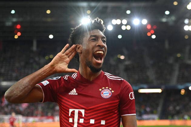 Sport Themen der Woche KW 07 Sport Bilder des Tages Torjubel Kingsley COMAN (Bayern Muenchen) nach Tor zum 1-1 mit Jubel,Freude,Begeisterung,Aktion. Fussball Champions League Achtelfinale RB Salzburg - FC Bayern Muenchen 1-1, am 16.02.2022 ,Red Bull Arena Salzburg,