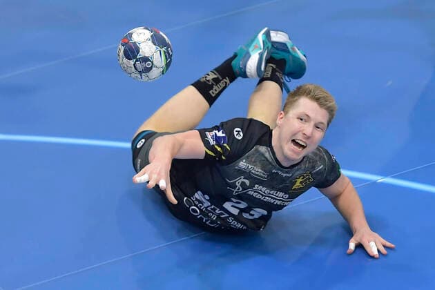 Bilder des Jahres 2022, Sport 02 Februar Sport Themen der Woche KW 07 Sport Bilder des Tages Dresdens Ivar Stavast, 20.02.2022, HC Elbflorenz Dresden - TV Großwallstadt, (c) Dresden Sachsen