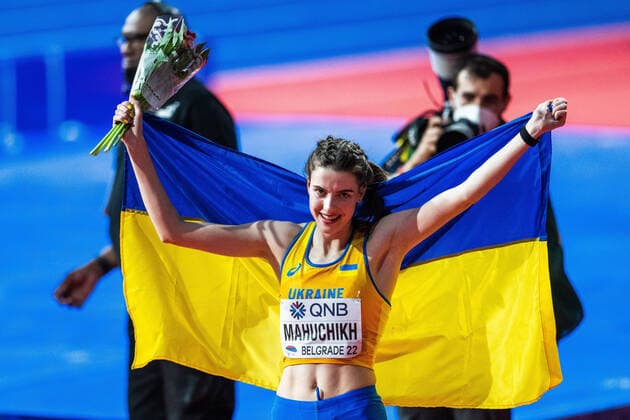 Bilder des Jahres 2022, Sport 03 März Sport Themen der Woche KW11 Sport Bilder des Tages 220319 Yaroslava MAHUCHIKH Mahuchikk of Ukraine celebrates winning women?s high jump final during day two of the World Athletics Indoor Championships on March 19, 2022 in Belgrade. Photo: Mathias Bergeld BILDBYRAN kod MB MB0359 bbeng friidrott athletics friidrett iaaf iaaf world indoor championships World Athletics Indoor Championships vm friidrotts-vm friidrotts-vm 2022 friidretts-vm friidretts-vm 2022 innendors innendors-vm inomhus inomhus-vm ivm day 2 ukraina jubel Copyright: MATHIASxBERGELD BB220319MB021
