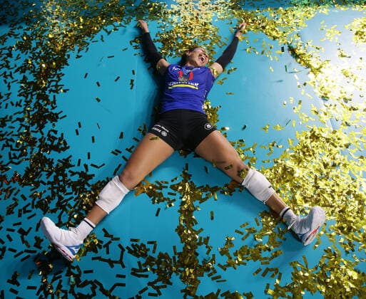 Bilder des Jahres 2022, Sport 03 März Sport Themen der Woche KW11 Sport Bilder des Tages Wiesbaden , Volleyball DVV Pokal Finale Allianz MTV Stuttgart vs. Dresdner SC , Simone Lee ( Stuttgart )