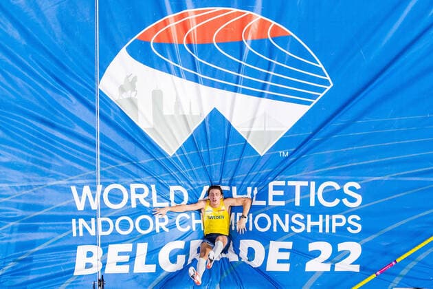 Bilder des Jahres 2022, Sport 03 März Sport Themen der Woche KW11 Sport Bilder des Tages 220320 Armand Duplantis of Sweden sets a new world record at the hight 6.20 while competing in men?s pole vault during day three of the World Athletics Indoor Championships on March 20, 2022 in Belgrade. Photo: Mathias Bergeld BILDBYRAN kod MB MB0361 bbeng friidrott athletics friidrett iaaf iaaf world indoor championships World Athletics Indoor Championships vm friidrotts-vm friidrotts-vm 2022 friidretts-vm friidretts-vm 2022 innendors innendors-vm inomhus inomhus-vm ivm day 3 sweden sverige world record världsrekord Copyright: MATHIASxBERGELD BB220320MB115