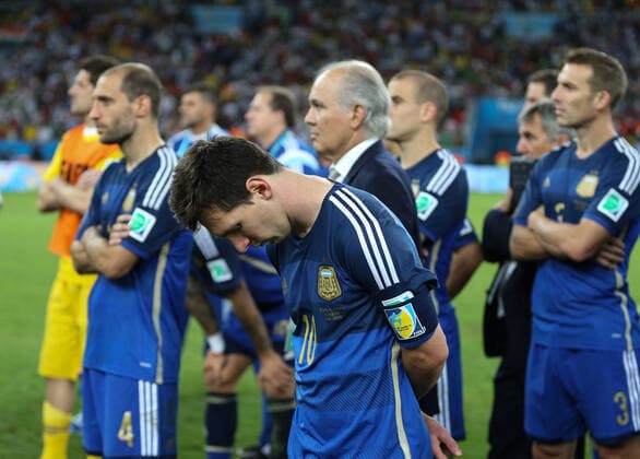 Football - 2014 FIFA World Cup, WM, Weltmeisterschaft, Fussball - Final - Germany v Argentina 13 July 2014 - FIFA World Cup - Final - Germany v Argentina - A dejected Lionel Messi of Argentina - Photo: Marc Atkins Offside. Rio de Janeiro Brazil Copyright: xMarcxAtkinsxOffside