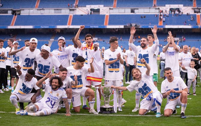 Bilder des Jahres 2022, Sport 04 April Sport Themen der Woche KW17 Sport Bilder des Tages 2021-2022 La Liga Santander Real Madrid vs RCD Espanyol Apr 30th 30 th april 2022; Stadium Santiago Bernabeu, Madrid, Spain; Men s La Liga Santander, Real Madrid CF vs. RCD Espanyol Copyright: xJorgexRopero xActionxPlusx