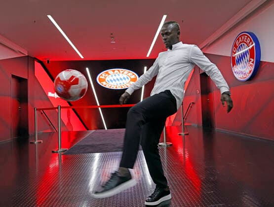 Sport Themen der Woche KW25 Sport Bilder des Tages 22.06.2022, Praesentation von Sadio ManŽ, Allianz Arena Muenchen, Fussball, im Bild: Sadio Mane ( FC Bayern)