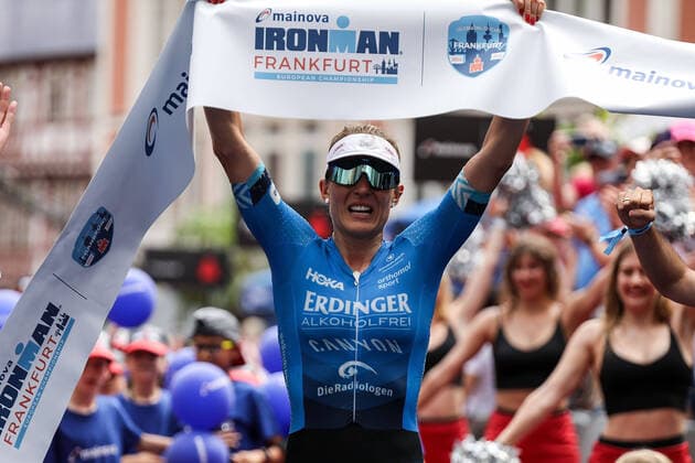Sport Themen der Woche KW25 Sport Bilder des Tages 26.06.2022, xmkx, Triathlon Mainova Ironman European Championship, EM, Europameisterschaft Frankfurt , v.l. Siegerin Daniela Bleymehl Hessen Hessen Deutschland (DEU)