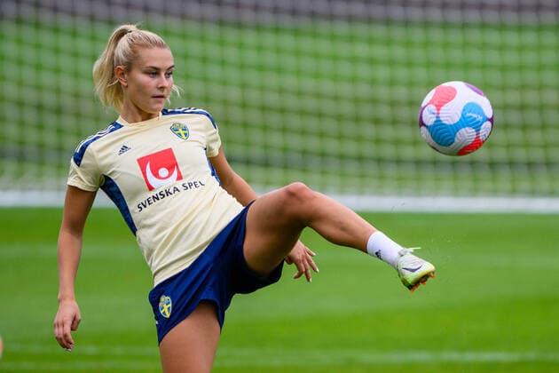 220724 Amanda Nilden of the Swedish women s national football team at a training session during the UEFA Women s Euro 2022 Championship on July 24, 2022 in Chester. Photo: Ludvig Thunman BILDBYRAN kod LT LT0390 fotboll football soccer fotball fotbolls-em europamästerskap em uefa womens euro träning practice training sverige sweden day 19 dam bbeng Copyright: LUDVIGxTHUNMAN BB220724LT080