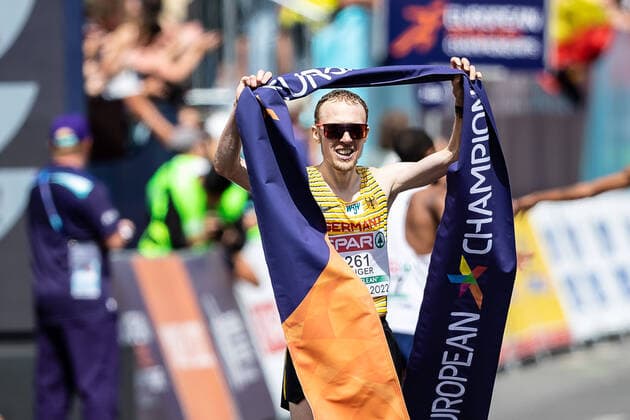Bilder des Jahres 2022, Sport 08 August Sport Themen der Woche KW33 Sport Bilder des Tages Winner Gold Richard Ringer Gold fuer Richard Ringer GER, Mens Marathon (Marathon Maenner), European Championships Munich 2022, 15.08.2022. Photo: Roger Buerke GER, Women Marathon (Marathon Frauen), European Championships Munich 2022 Munich Copyright: xEibner-Pressefoto RogerxBuerkex EP_RBE