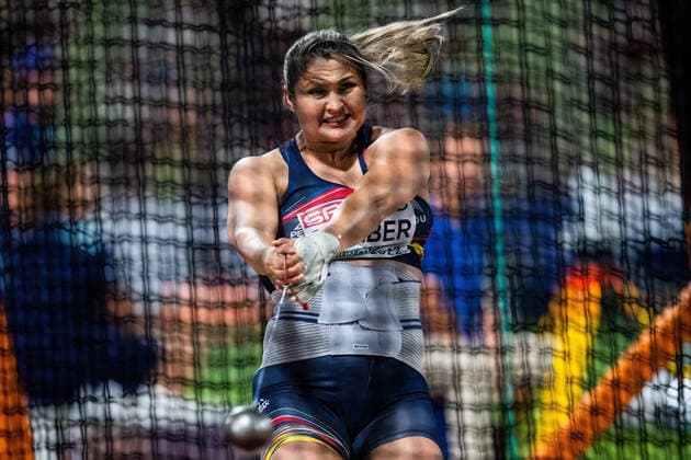 Bilder des Jahres 2022, Sport 08 August Sport Themen der Woche KW33 Sport Bilder des Tages 220817 Bianca Florentina Ghelber of Romania competes in women?s hammer throw final during day 7 of the European Championships on August 17, 2022 in Munich. Photo: Mathias Bergeld BILDBYRAN kod MB VG0336 friidrott athletics friidrett europamästerskap em em 2022 european championships munich 2022 munchen-em day 7 bbeng rumänien romania hammer throw slegge slägga Copyright: MATHIASxBERGELD BB220817MB179