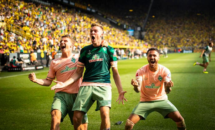 Bilder des Jahres 2022, Sport 08 August Sport Themen der Woche KW33 Torjubel: Jens Stage, Marvin Ducksch (Werder) Leonardo Bittencourt (Werder) Borussia Dortmund - Werder Bremen 20.08.2022, Fussball; Saison 2022 23 Foto: Moritz Müller