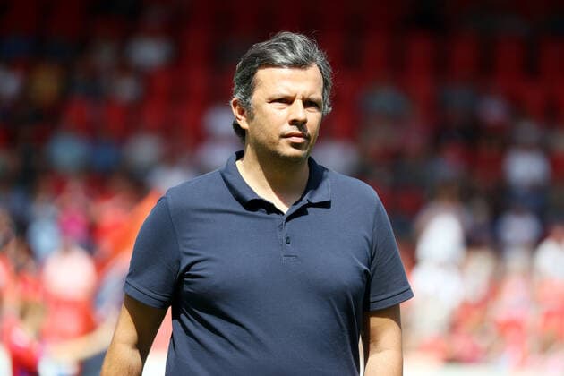 21.08.22 1. FC Heidenheim - DSC Arminia Bielefeld Deutschland, Heidenheim, 21.08.2022, Fussball, 2. Bundesliga, 1. FC Heidenheim - DSC Arminia Bielefeld: Samir Arabi (Geschäftsführer DSC Arminia Bielefeld).