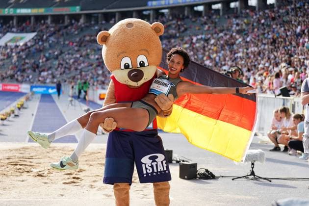Bilder des Jahres 2022, Sport 09 September Sport Themen der Woche KW35 Sport Bilder des Tages Leichtathletik, Track & Field, Athletics, world athletics Meeting, ISTAF Berlin 2022, 04.09.2022, Olympiastadion Berlin, Weitsprung Frauen Malaika Mihambo,