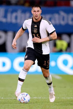 SUELE Niklas Team Deutschland UEFA Nations League Saison 2022 Spiel Deutschland - Ungarn 0 : 1 am 23.09. 2022 in Leipzig REGULATIONS PROHIBIT ANY USE OF PHOTOGRAPHS as IMAGE SEQUENCES and or QUASI-VIDEO Copyright: xLacixPerenyix