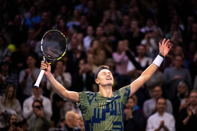 Bilder des Jahres, Sport 10 Oktober Sport Themen der Woche KW42 Sport Bilder des Tages 221023 Holger Rune of Denmark celebrates after the final of the men s singels during day 9 of the Stockholm Open tennis tournament on October 23, 2022 in Stockholm. Photo: Jesper Zerman BILDBYRAN COP 234 JZ0258 tennis stockholm open day 9 finals bbeng jubel Copyright: JESPERxZERMAN BB221023JZ035