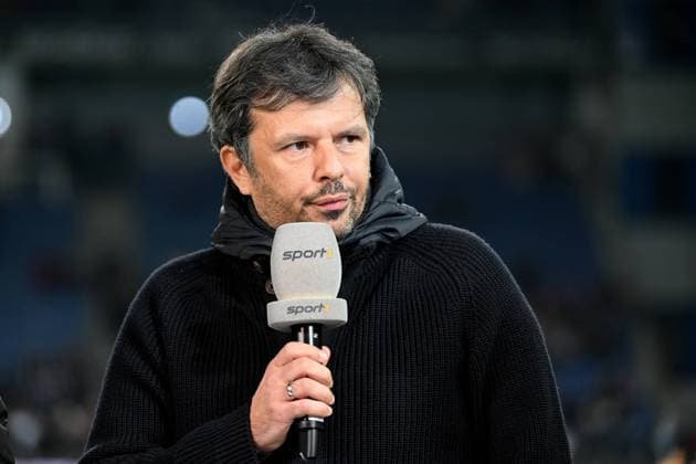 Bielefeld, Schueco Arena, 05.11.22, GER, Herren, 2.Bundesliga, Saison 2022-2023, DSC Arminia Bielefeld - 1.FC Kaiserslautern Bild: Manager Samir Arabi (Bielefeld) Nur fuer journalistische Zwecke! Only for editorial use! Gemaess den Vorgaben der DFL Deutsche Fußball Liga ist es untersagt, in dem Stadion und oder vom Spiel angefertigte Fotoaufnahmen in Form von Sequenzbildern und oder videoaehnlichen Fotostrecken zu verwerten bzw. verwerten zu lassen. DFL regulations prohibit any use of photographs as image sequences and or quasi-video. Nordrhein-Westfalen Deutschland