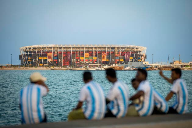 Bilder des Jahres, Sport 11 November Sport Themen der Woche KW46 Sport Bilder des Tages 15.11.2022, Doha Katar Qatar Fans of Argentina infant of the Stadium 974 Doha 4 days before the city hosts the FIFA World Cup, WM, Weltmeisterschaft, Fussball 2022 Foto: Moritz Müller