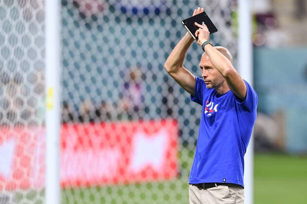 FUSSBALL WM 2022 Achtelfinale Niederlande - USA 03.12.2022 Enttaeuschung USA; Trainer Gregg Berhalter