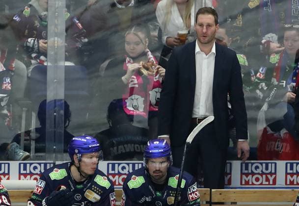 Co Trainer Andre Rankel Eishockey Penny DEL Deutsche Eishockey Liga Saison 2022 2023 27.01.2023 EHC Eisbären Berlin EBB vs. Kölner Haie KEC