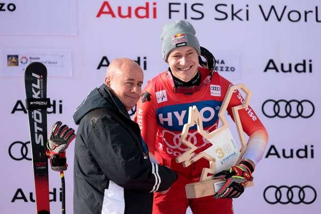 January 28, 2023, Cortina dâ€⠢Ampezzo, Italy: Cortina dâ€⠢Ampezzo, Italy, Olympia delle Tofane, January 28, 2023, Odermatt Marco (SUI) 1st CLASSIFIED and Johan Eliasch (president of Fis) during 2023 Audi FIS Ski World Cup - Men s Super G - alpine ski race. alpine ski race - 2023 Audi FIS Ski World Cup - Men s Super G, Cortina d™Ampezzo, Italy - ZUMAl164 20230128_zsa_l164_029 Copyright: xMattiaxRadonix