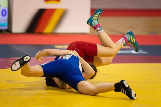 Bilder des Jahres 2023, Sport 06 Juni Sport Themen der Woche KW23 Sport Bilder des Tages Nina Brosch (TSG Augsburg, Bayern), Amy Keller (RS Sudenburg, Sachsen-Anhalt); DRB Deutsche Meisterschaft Ringen 2023; SNP-Dome Heidelberg Deutschland, 09.06.2023 Copyright: xBEAUTIFULxSPORTS Hahnex