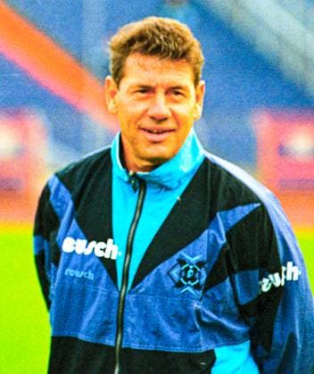 RECORD DATE NOT STATED Aus 2. BL.Saison 1995 96 Hannover 96 - FC Carl-Zeiss Jena 1:1 am 11.11.1995. Im Foto: Jena Trainer Eberhard Vogel