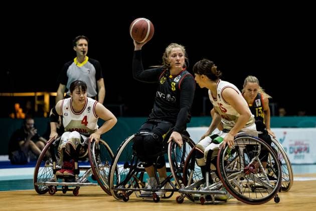 Bilder des Jahres 2023, Sport 06 Juni Sport Themen der Woche KW24 Sport Bilder des Tages IWBF Rollstuhlbasketball Weltmeisterschaft Dubai 2022, Japan - Deutschland, 16.06.2023 Amane Yanagimoto (Japan, 4), Katharina Lang (Deutschland, 8), Mari Amimoto (Japan, 15) IWBF Rollstuhlbasketball Weltmeisterschaft Dubai 2022, Japan - Deutschland, Dubai, World Trade Center Copyright: xBEAUTIFULxSPORTS Wunderlx