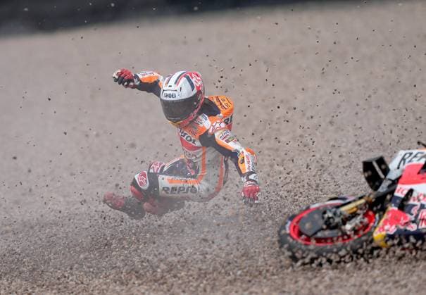 Bilder des Jahres 2023, Sport 06 Juni Sport Themen der Woche KW24 Sport Bilder des Tages Liqui Moly Motorrad Grand Prix Deutschland 2023 17.06.2023, Sachsenring, Hohenstein-Ernstthal, Liqui Moly Motorrad Grand Prix Deutschland 2023 , im Bild Sturz von Marc Marquez aus Spanien, Repsol Honda Team