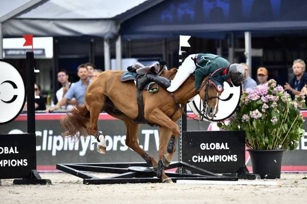 Bilder des Jahres 2023, Sport 06 Juni Sport Themen der Woche KW24 Sport Bilder des Tages STOCKHOLM 20230617 Shane Breen, Irland, pa hästen Haya under lagtävlingen hoppning mot klockan i Longines Global Champions Tour i Stockholm pa lördagen. STOCKHOLM SVERIGE x12150x