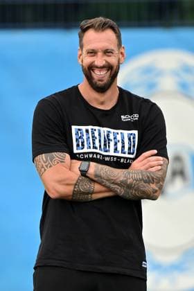 Bielefeld, Arminia Trainingszentrum, 28.07.23, GER, Herren, Testspiel, Saison 2023-2024, DSC Arminia Bielefeld - Sportfreunde Lotte Bild: Trainer Michel KNIAT (Bielefeld) Only for editorial use! Nordrhein-Westfalen Deutschland