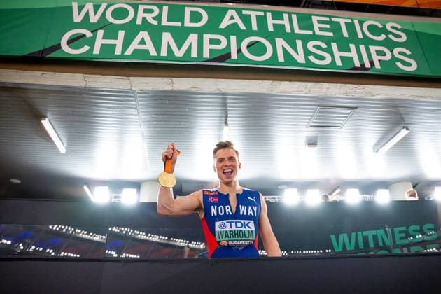 Bilder des Jahres 2023, Sport 08 August Sport Themen der Woche KW34 Sport Bilder des Tages 230823 Karsten Warholm of Norway celebrates with his gold medal after winning men s 400 meter hurdles final during day 5 of the 2023 World Athletics Championships on August 23, 2023 in Budapest. Photo: Vegard Grott BILDBYRAN kod VG JM0521 bbeng friidrott athletics friidrett 2023 world athletics championships world athletics championships budapest23 friidrotts-vm friidretts-vm vm norge norway jubel Copyright: VEGARDxGRoTT BB230823VG177