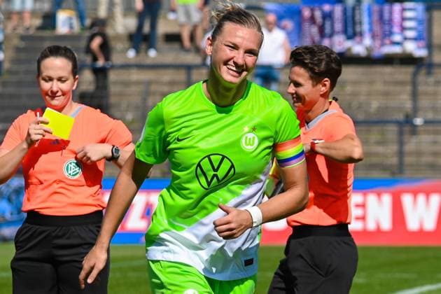 Fußball I Frauen I Saison 2023-2024 I DFB Pokal I 2. Runde I 1. FFC Turbine Potsdam - VfL Wolfsburg I 10.09.2023 Alexandra Popp (11, VfL Wolfsburg) hat große Lust auf das erste Pflichtspiel der Saison 23 24 Freisteller, Nahaufnahme, Porträt, Portrait, Einzelfoto, Einzelbild, Körper Potsdam Karl-Liebknecht-Straße 90 Brandenburg Deutschland Copyright: xLobeca InesxHähnelx