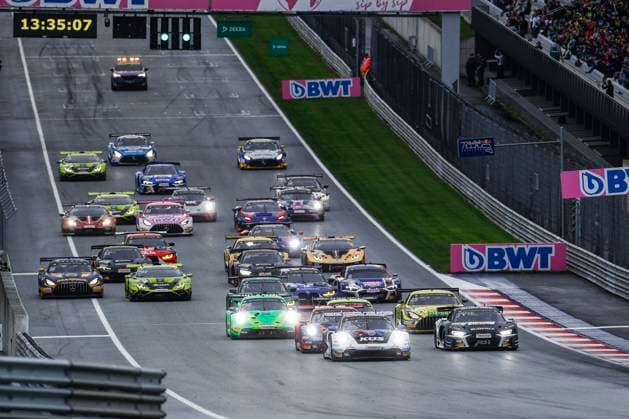 Bilder des Jahres 2023, Sport 09 September Sport Themen der Woche KW38 Sport Bilder des Tages DTM Spielberg 2023, Start, 75 Porsche 911 GT3 R, KÜS Team Bernhard: Laurin Heinrich, 3 Audi R8 LMS GT3 Evo2, ABT Sportsline: Kelvin van der Linde Spielberg Österreich