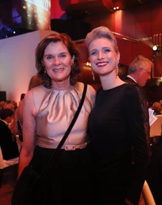 04.11.2023 Frankfurt am Main, Alte Oper 41. Deutschen SportpresseBall Ulrike Nasse-Meyfarth, Olympiasiegerin im Hochsprung mit Fechterin Britta Heidemann