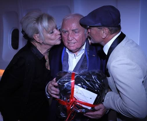 Bilder des Jahres 2023, Sport 11 November Sport Themen der Woche KW46 Sport Bilder des Tages 16.112023 Dreieich The Aircraft at Burghof Verleihung der Goldenen Sportpyramide inklusive Aufnahme der Neumitglieder in die Hall of Fame des deutschen Sports Box-Trainer-Legende Ulli Wegner, Boxen mit seinem Laudator Sven Ottke, Boxen (Ex-Boxer) und seiner Ehfrau Magret