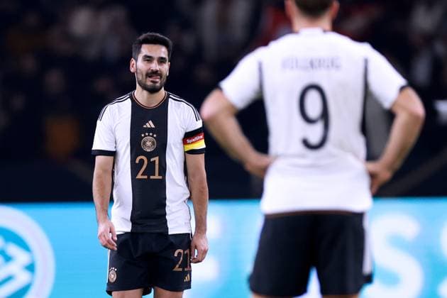 Bilder des Jahres 2023, Sport 11 November Bilder des Jahres 2023, Sport 11 November Sport Themen der Woche KW46 Sport Bilder des Tages GUENDOGAN Ilkay Kapitaen Team Deutschland DFB Freundschaftsspiel Deutschland - Tuerkei 2 : 3 am 18.11.2023 in Berlin DFL REGULATIONS PROHIBIT ANY USE OF PHOTOGRAPHS as IMAGE SEQUENCES and or QUASI-VIDEO Copyright: xLacixPerenyix
