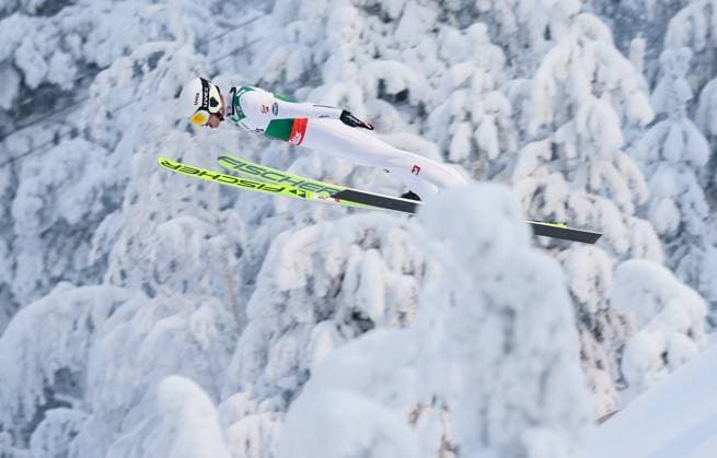 Bilder des Jahres 2023, Sport 11 November Sport Themen der Woche KW47 NORDIC SKIING - FIS WC Ruka, Nordic Opening KUUSAMO,FINLAND,25.NOV.23 - NORDIC SKIING, NORDIC COMBINED, Ski jumping, Skispringen, Ski, nordisch - FIS World Cup, Nordic Opening, large hill, men. Image shows Florian Kolb (AUT). GEPAxpictures xHaraldxSteiner