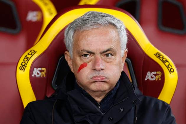 Bilder des Jahres 2023, Sport 11 November Sport Themen der Woche KW47 Sport Bilder des Tages Italy, Rome, 26.11.2023, Olimpico Stadium, AS Roma vs Udinese Calcio - Serie A, Jose Mourinho Head Coach (AS Roma) looks on Rome Olimpico Stadium Italy
