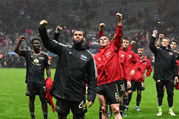 Bilder des Jahres 2023, Sport 11 November Sport Themen der Woche KW48 Sport Bilder des Tages Fussball, Herren, Saison 2023 2024, UEFA Champions League (Gruppe C, 5. Spieltag), SC Sporting Braga - 1. FC Union Berlin, v. l. David Datro Fofana (1. FC Union Berlin), Aissa Laidouni (1. FC Union Berlin), Robin Gosens (1. FC Union Berlin), Enttäuschung nach Abpfiff, 29.11. 2023, Copyright: xMatthiasxKochx