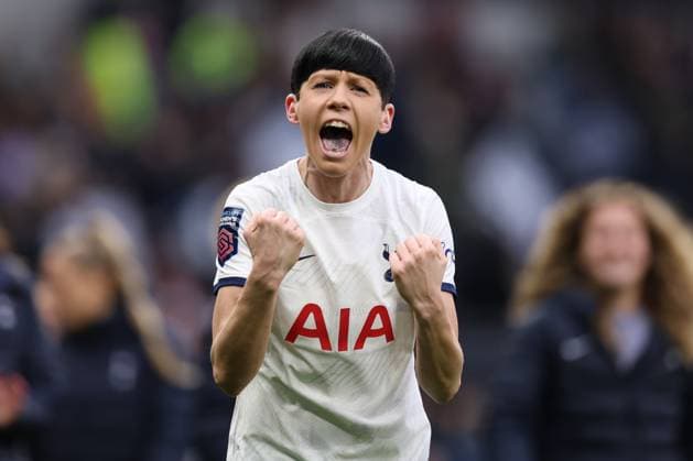 Bilder des Jahres 2023, Sport 12 Dezember Sport Themen der Woche KW50 Sport Bilder des Tages Tottenham v Arsenal Women 16 December 2023, London - Women s Super League Football - Tottenham v Arsenal - Ashleigh Neville of Tottenham Hotspur celebrates victory - Photo: Jacques Feeney Offside. London UK Copyright: xJacquesxFeeneyx xOffsidexOffside