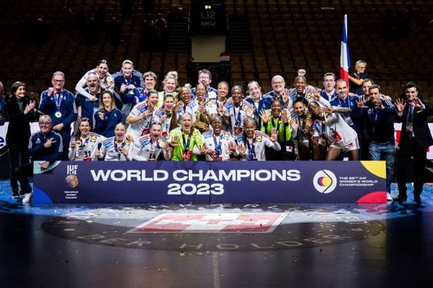 Bilder des Jahres 2023, Sport 12 Dezember Sport Themen der Woche KW50 Sport Bilder des Tages Handball, Frauen WM, Finale, Frankreich ist Weltmeister 231217 Players of France celebrate after the IHF Women?s World Championship, WM, Weltmeisterschaft handball final between France and Norway on December 17, 2023 in Herning. Photo: Petter Arvidson BILDBYRAN kod PA PA0717 handball handboll handball bbeng vm handball-vm handbolls-vm ihf handball world championship world handball championship 2023 world championship 2023 frankrike norway norge france dam final jubel Copyright: PETTERxARVIDSON BB231217PA417