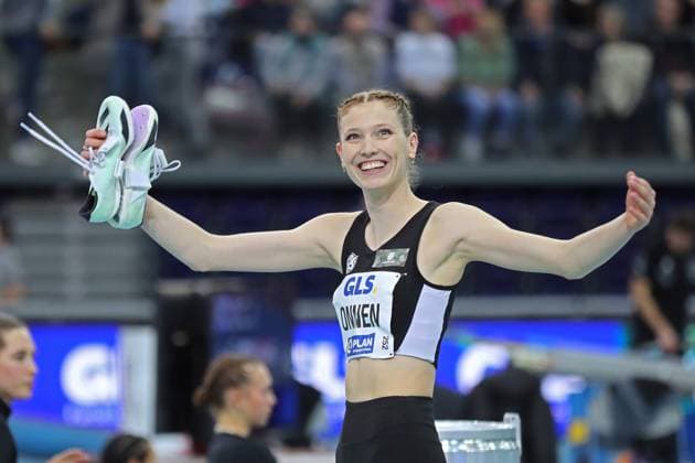 Bilder des Jahres 2024, Sport 02 Feburar Sport Themen der Woche KW07 Sport Bilder des Tages Deutsche Leichtathletik-Hallenmeisterschaften; Leipzig, 17.02.2024 Imke Onnen (252, Hannover 96), Hochsprung. 71. Leichtathletik Hallen-DM am 17. 18.02.2024 in der Quarterback Immobilien Arena Leipzig. Copyright: xBEAUTIFULxSPORTS JanxKaeferx