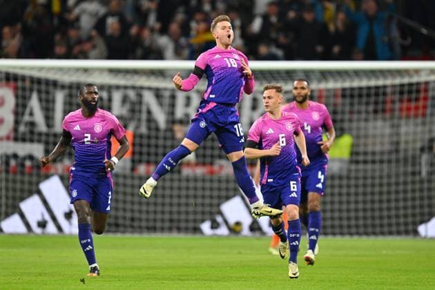 Bilder des Jahres 2024, Sport 03 März Sport Themen der Woche KW13 Sport Bilder des Tages 26.03.2024, xfux, Fussball Länderspiel, Deutschland - Niederlande emspor, v.l. Torjubel nach dem Tor zum celebrating the goal celebrate 1:1 durch Maximilian Mittelstädt (Deutsche Fussball Nationalmannschaft DFB) (DFL DFB REGULATIONS PROHIBIT ANY USE OF PHOTOGRAPHS as IMAGE SEQUENCES and or QUASI-VIDEO) Frankfurt am Main