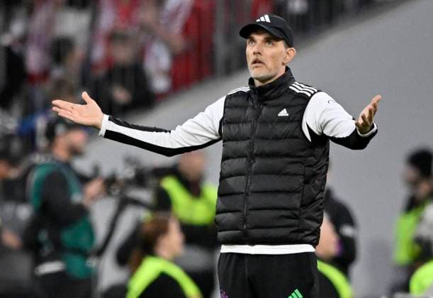 Bilder des Jahres 2024, Sport 03 März Sport Themen der Woche KW13 Sport Bilder des Tages Trainer Coach Thomas Tuchel FC Bayern Muenchen FCB am Spielfeldrand Gestik Geste ratlos FC Bayern Muenchen FCB vs Borussia Dortmund BVB 30.03.2024 DFL REGULATIONS PROHIBIT ANY USE OF PHOTOGRAPHS AS IMAGE SEQUENCES AND OR QUASI-VIDEO FC Bayern Muenchen FCB vs Borussia Dortmund BVB