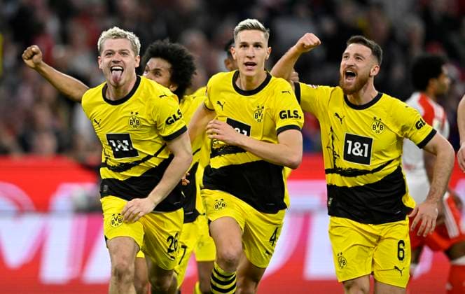 Bilder des Jahres 2024, Sport 03 März Sport Themen der Woche KW13 Sport Bilder des Tages TOR zum 0:2 Julian Ryerson Borussia Dortmund BVB (26) Torjubel Salih Oezcan Borussia Dortmund BVB (06) Nico Schlotterbeck Borussia Dortmund BVB (04) FC Bayern Muenchen FCB vs Borussia Dortmund BVB 30.03.2024 DFL REGULATIONS PROHIBIT ANY USE OF PHOTOGRAPHS AS IMAGE SEQUENCES AND OR QUASI-VIDEO FC Bayern Muenchen FCB vs Borussia Dortmund BVB