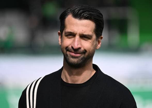 31.03.2024, xjhx, Fussball 2.Bundesliga, Spvgg Greuther Fuerth - Hamburger SV emspor, v.l. Sportdirektor Jonas Boldt (Hamburger SV) (DFL DFB REGULATIONS PROHIBIT ANY USE OF PHOTOGRAPHS as IMAGE SEQUENCES and or QUASI-VIDEO) Fuerth