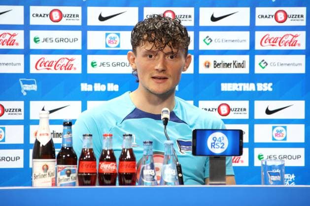 Sport Themen der Woche KW14 Sport Bilder des Tages DEU, DFL, 2. FBL, Hertha BSC, Pressekonferenz, 03.04.2024, Sportforum, Berlin, DEU, DFL, 2. FBL, Hertha BSC, Pressekonferenz, im Bild Fabian Reese (Hertha BSC Berlin 11) DFL - regulations prohibit any use of Photographs as image sequences and or quasi-video Foto: Juergen Engler nordphoto GmbH