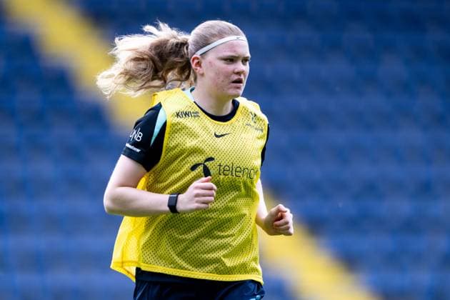 240408 Signe Gaupset of the Norwegian women s national football team during a training session on April 8, 2024 in Breda. Photo: Emma Wallskog BILDBYRAN COP 320 EW0368 fotboll football soccer fotball em-kval kval uefa womens EURO Qualifier, EM, Europameisterschaft qualifier träning practice training norge norway dam bbeng Copyright: EMMAxWALLSKOG BB240408EW039